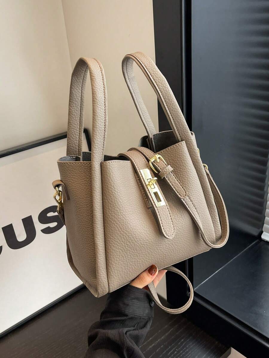 High-End Women's Tote Bag, New Arrival, Handheld, All-Season Commuter Bag, Versatile Fashion, Outdoor Suitable, Large Capacity, Shoulder