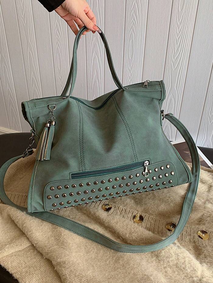 Vintage And Fashionable Large Capacity Commuter Tote Bag With Rivets And Tassels