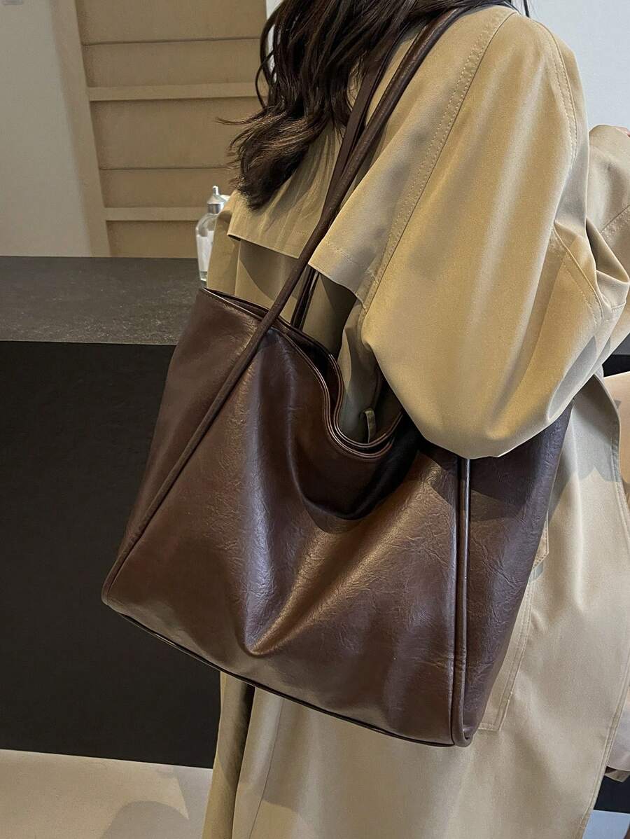 Large Capacity Women's Tote Bag, New Handbag, High-End Soft Large Capacity Bag, Niche Design Shoulder Bag, College Student Commuter Bag