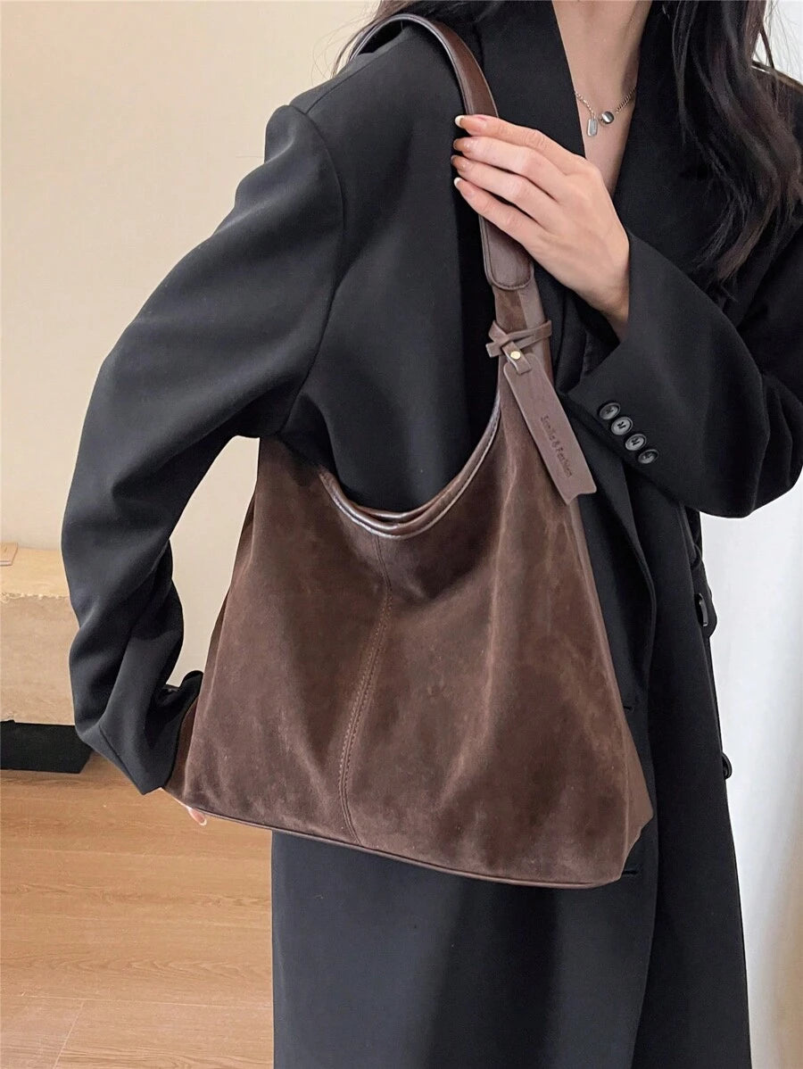 Autumn Vintage Velvet Large Capacity Casual Shoulder Tote Bag With Letter Embossed Leather Patch Decoration, Casual Handheld Colorblock Solid Color Large Bag, Matte Finish Women's Bag, Elegant Versati