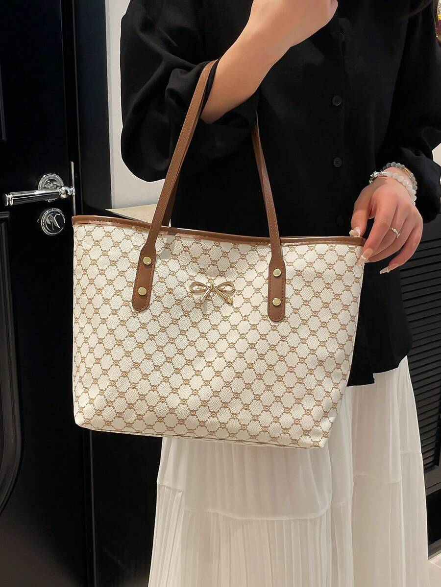 1pc White Metal Decor Retro Floral Letter Print PU Tote Bag, Large Capacity Women Shoulder Bag, Cream Bag