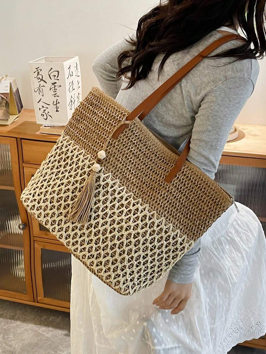 1pc Fashionable Casual Vacation Style Straw Tote Bag, Large Capacity Contrast Color Women's Shoulder Handbag, Hollow Woven Design With Tassel Decor, Lightweight Foldable With Dual Handles, Women's Wov