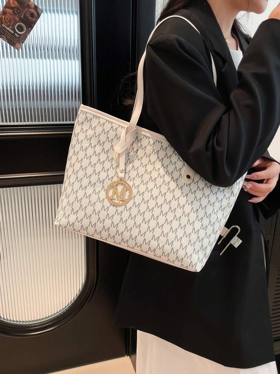 Fashion Solid Color Large Capacity M-Letter Print Tote Bag, Metal Decor, Shoulder Bag, Suitable For Women Shopping, Commuting To Work And Daily Use, Suitable For Students Going Back To School