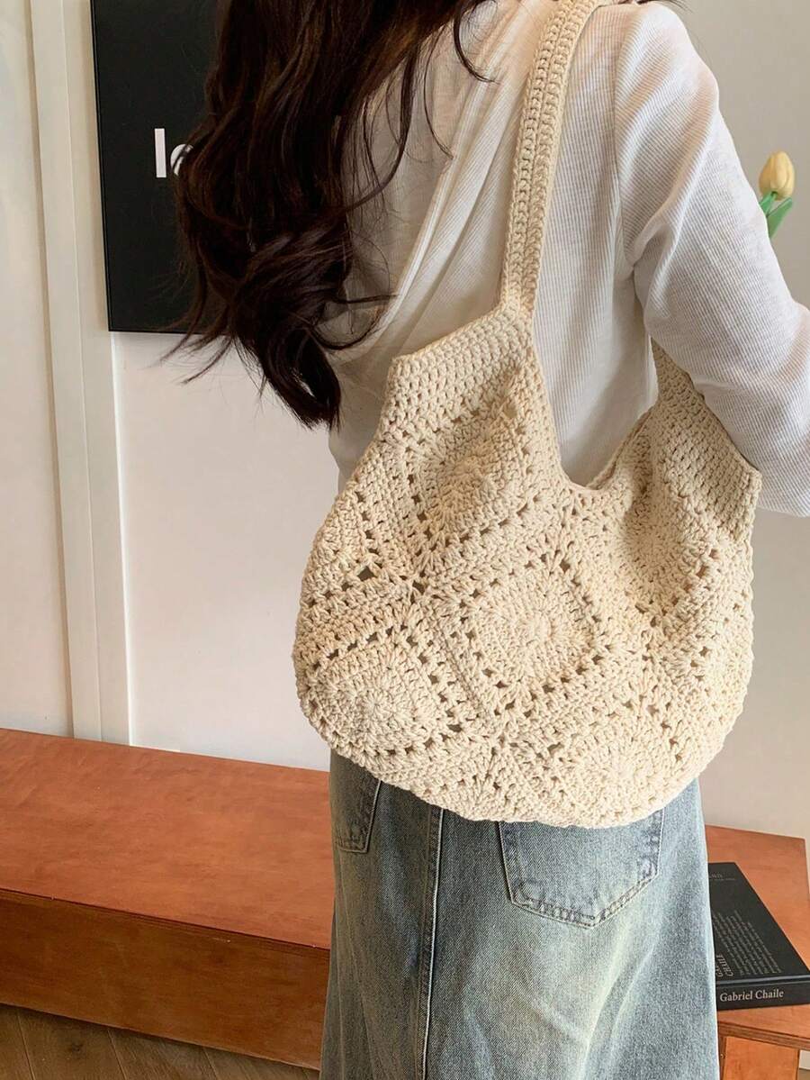 Handmade Crochet Hollow Tote Bag, With Ample Capacity, Handcrafted. Suitable For Summer Beach Vacations, Beach Supplies And Summer Necessities.