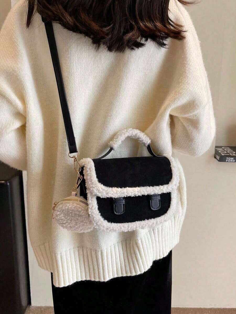 Fashionable Retro Style Black Mini Tote Bag With Furry Edge, New Arrival Fur Purse, New Arrival Fur Bag For Women, Small Bags