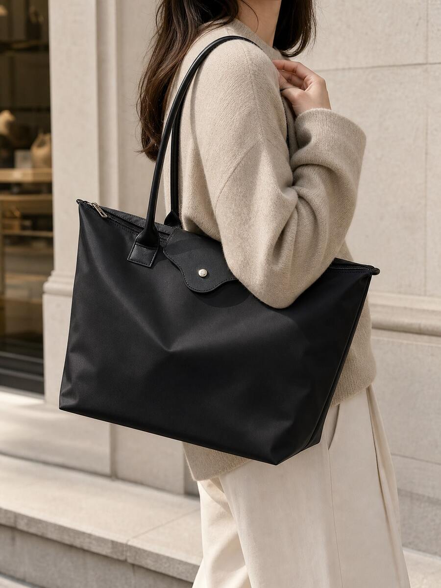 2026 New Summer Women's Large Capacity Zipper Shoulder Tote Bag With Hanging Ornament, Simple Versatile Solid Color Casual Crossbody Bag