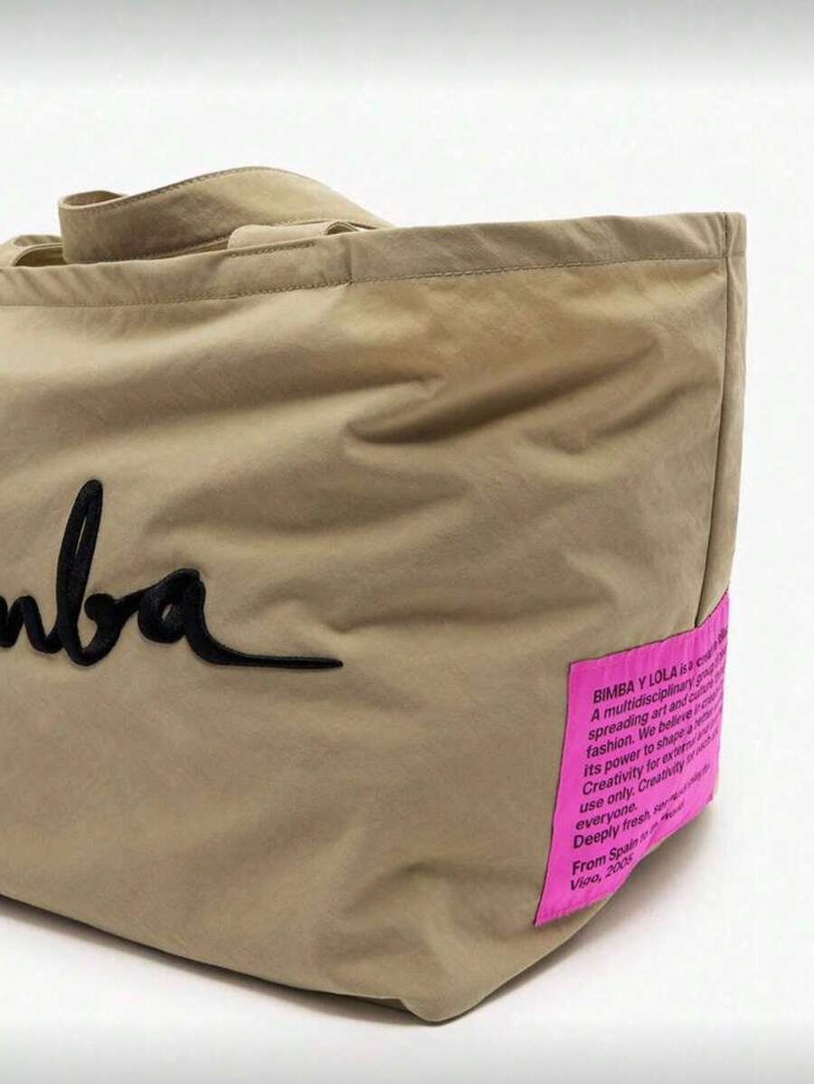 Fashionable Beige Nylon Tote Bag With Embroidered Design And Label, Casual Handbag, Large Capacity, Suitable For Beach And Fitness, Spring/Summer Essential, Ideal Choice For Beachgoers And Fitness Ent