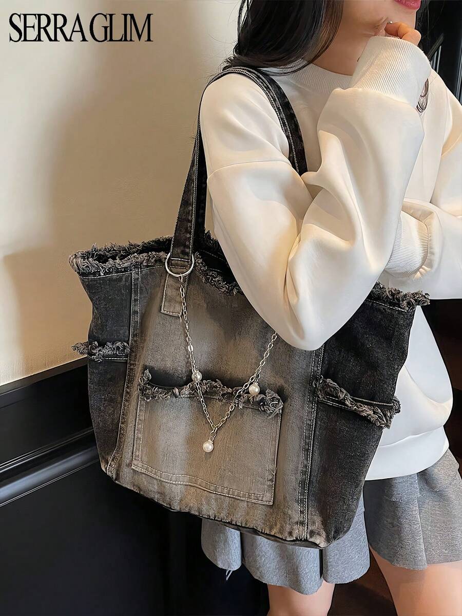 Fashion Tassel Chain Decorated Jeans Tote Bag Large Capacity Shoulder Bag Casual Handbag Vintage Denim Bag Retro Y2k Denim Vibe Travel Bag