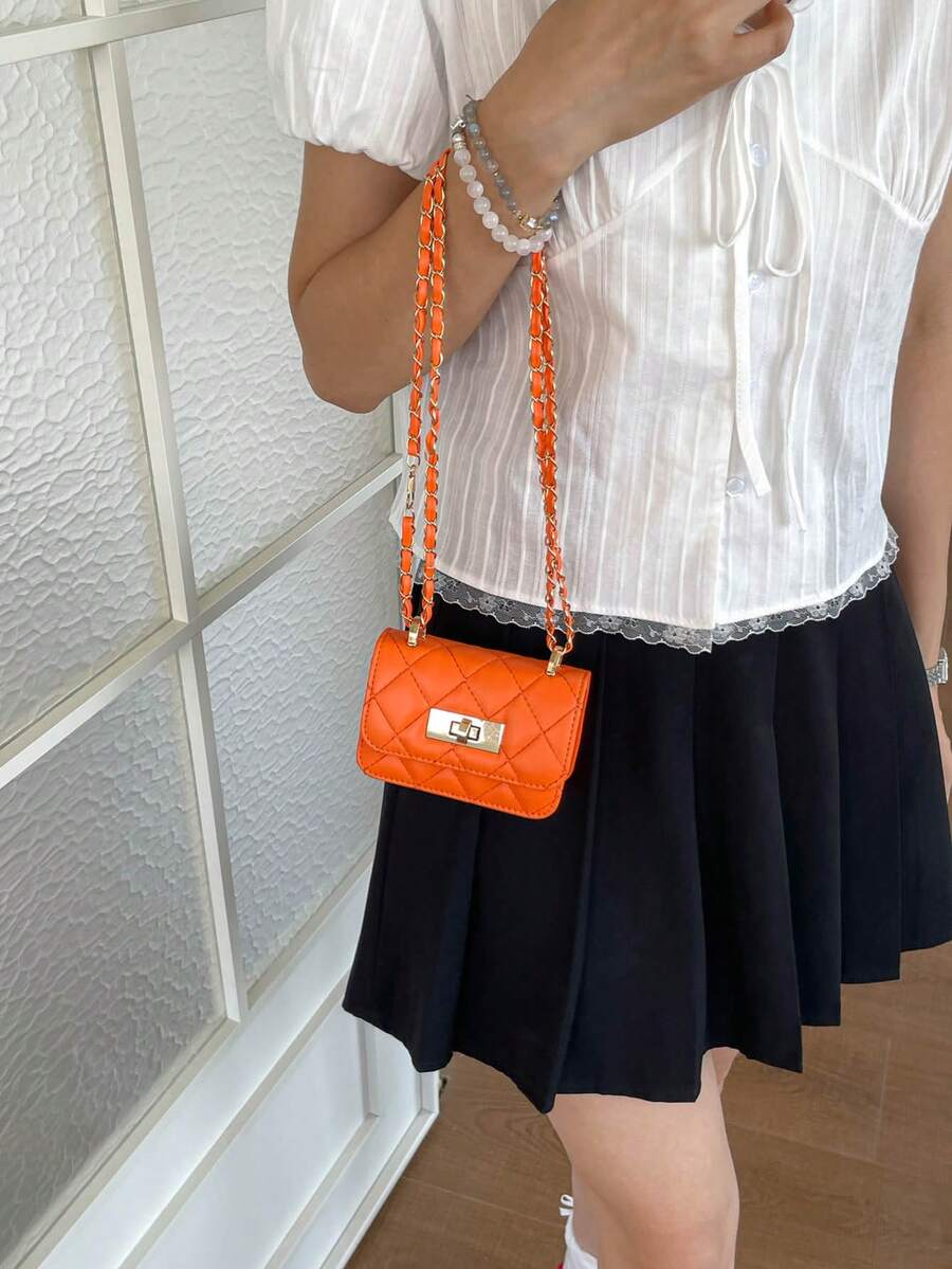 Mini Square Handbag New Style Women's Tote Bag Rhombus Quilted High-End Texture Shoulder Bag Woven Chain Flap Small Bag Red Cute Crossbody Women's Bag Accessory Bag