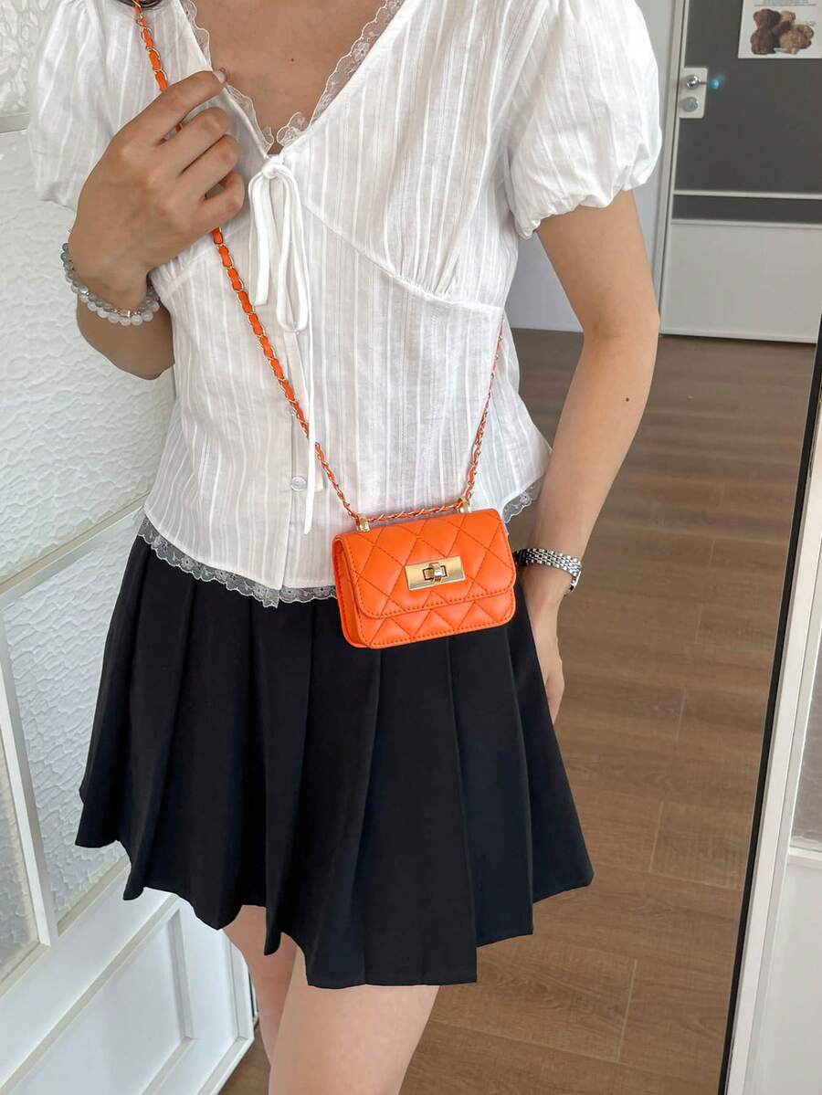 Mini Square Handbag New Style Women's Tote Bag Rhombus Quilted High-End Texture Shoulder Bag Woven Chain Flap Small Bag Red Cute Crossbody Women's Bag Accessory Bag