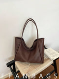 New 2026 Fashion Large Capacity Women's Tote Bag, Shoulder Bag, Premium Minimalist Vintage Woven Texture Bucket Bag, PU Material
