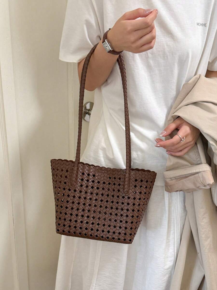 Women's Vintage Hollow Woven Leather Tote Bag, Magnetic Closure Large Capacity Bucket Bag, Fashion Casual Daily Commute Shopping Bag, Breathable Woven Large Capacity Handbag, Suitable For Vacation, Be