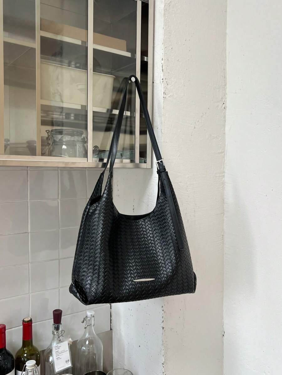 New 2026 Commuter Woven Shoulder Bag Fashion Tote Bag Minimalist Large Capacity Summer Elegant Women's Bag PU Material