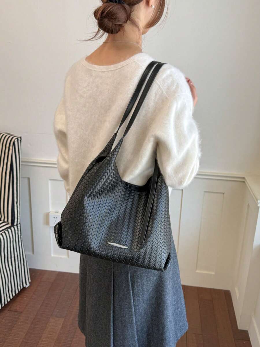 New 2026 Commuter Woven Shoulder Bag Fashion Tote Bag Minimalist Large Capacity Summer Elegant Women's Bag PU Material
