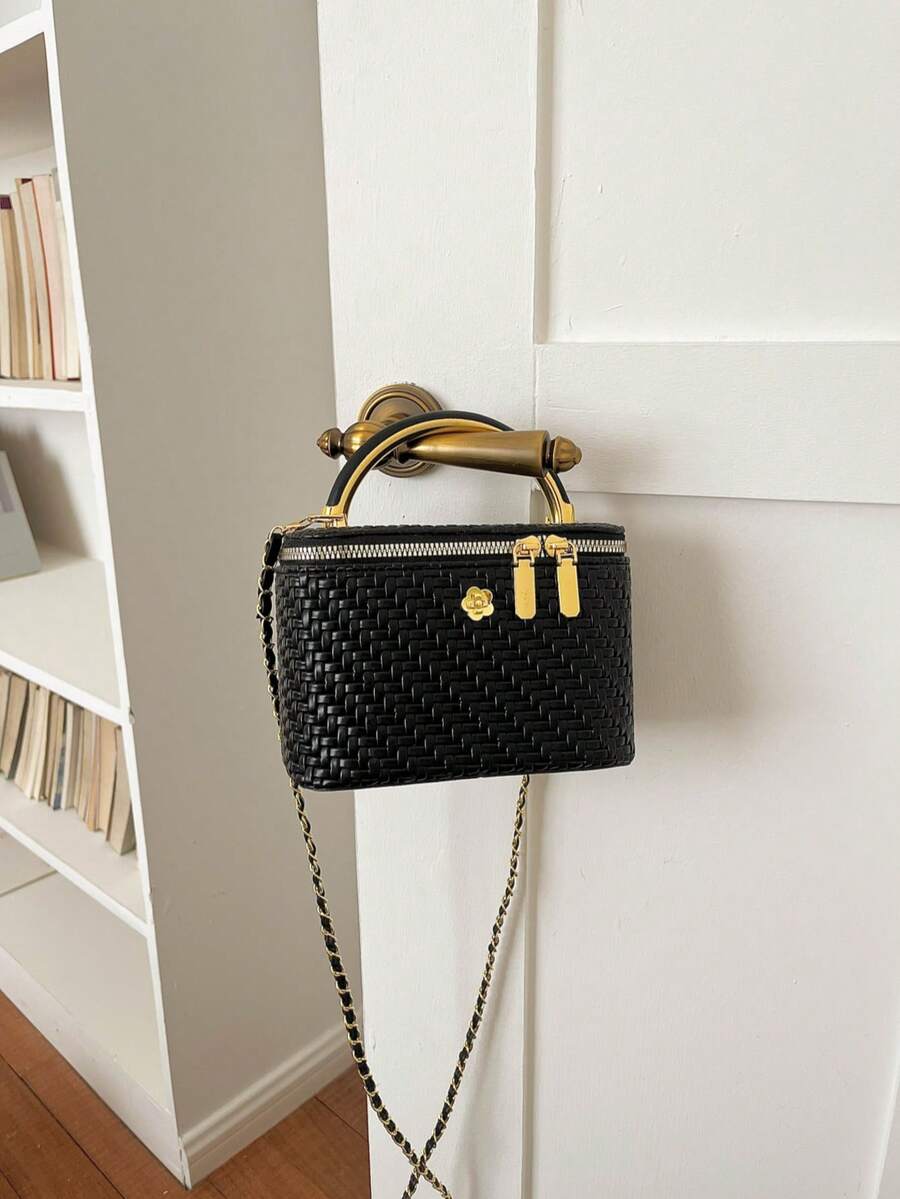 New 2026 Woven Texture Women's Fashion Small Square Handbag, Versatile Tote Bag, Commuter Crossbody Bag, Makeup Bag