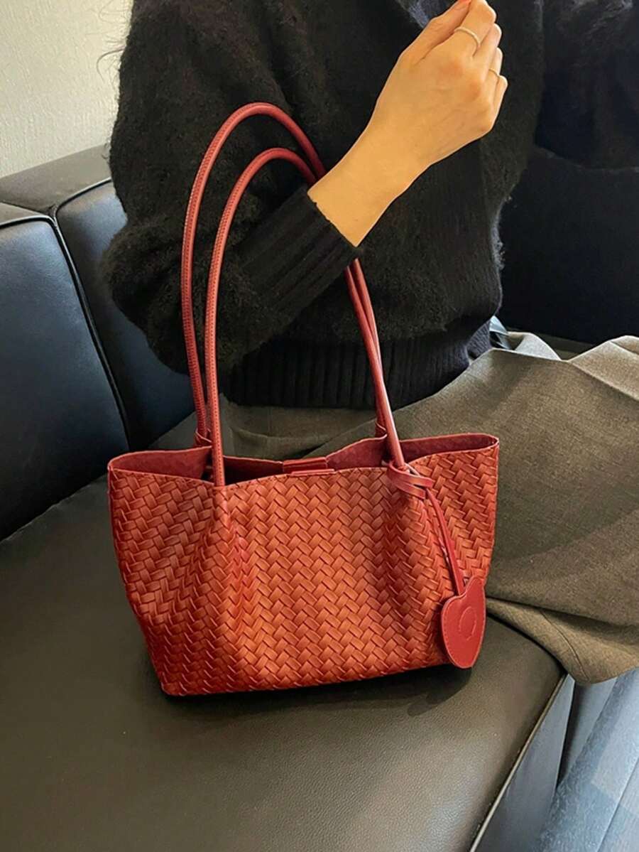 2026 New Woven Tote Bag For Women Korean Style Commuter Shoulder Bag Large Capacity Versatile Handbag Fashion Underarm Bag