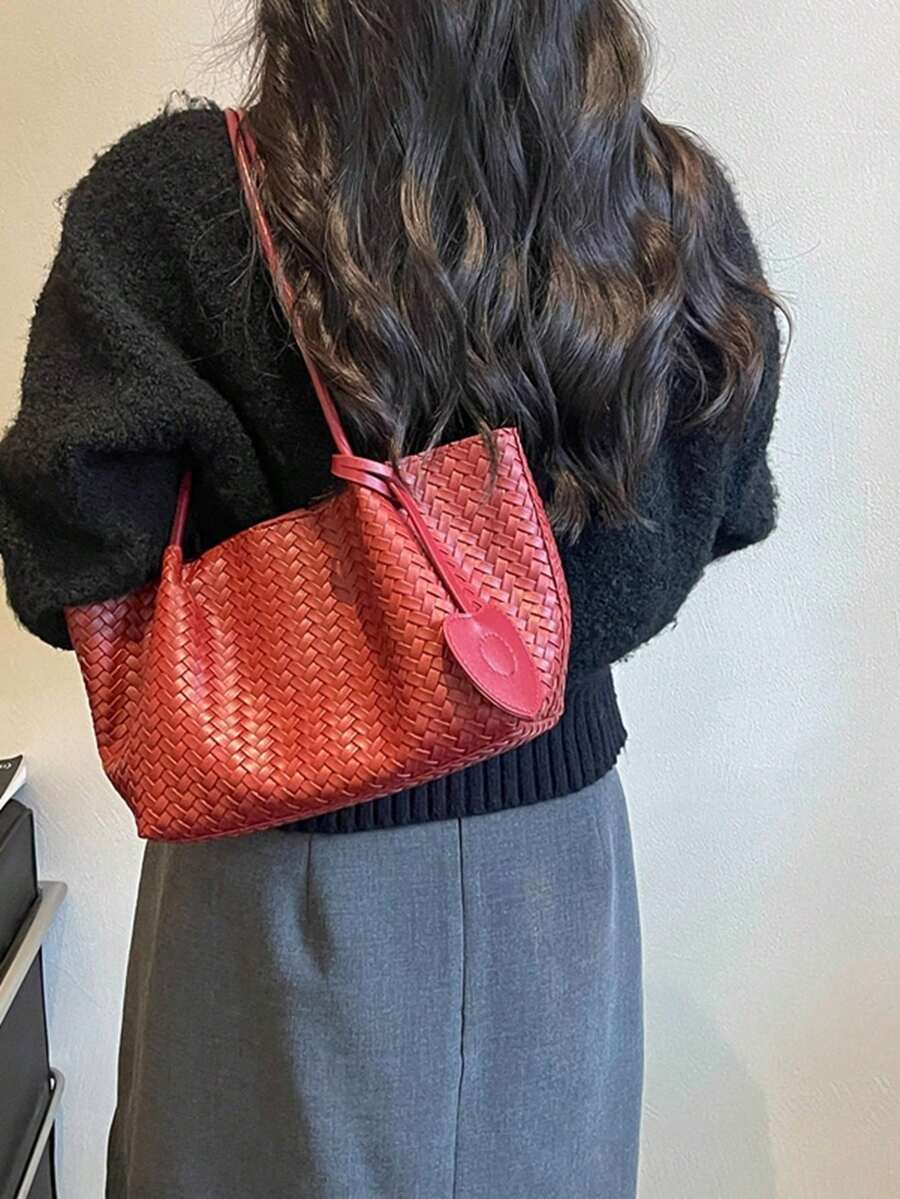 2026 New Woven Tote Bag For Women Korean Style Commuter Shoulder Bag Large Capacity Versatile Handbag Fashion Underarm Bag