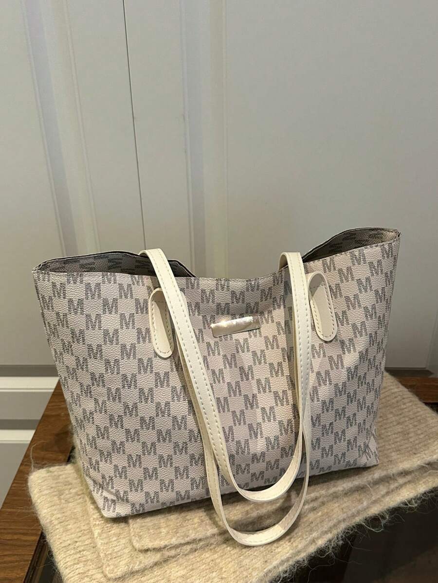 Printed Casual 2026 Minimalist New Style Large Capacity Fashion Letter Shoulder Hand-Carry Commuter Tote Bag For Women