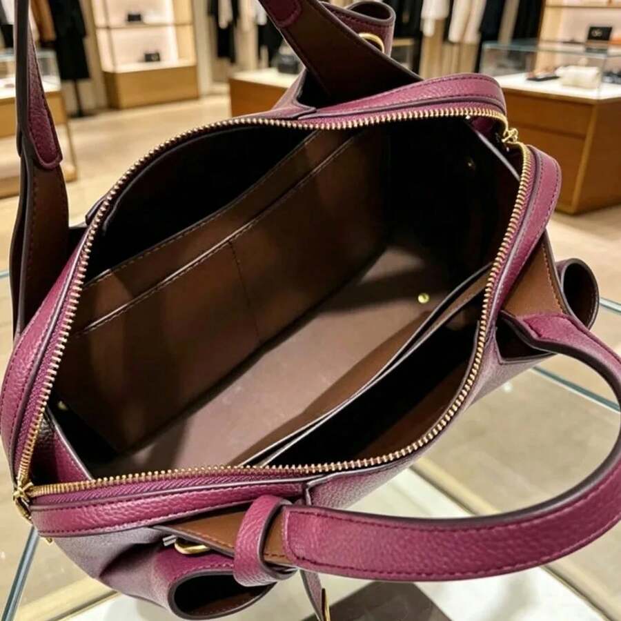Luxury Brand Ladies Messenger Bag In Leather- Famous Designer Elegant Tote Bag Popular Classic Design
