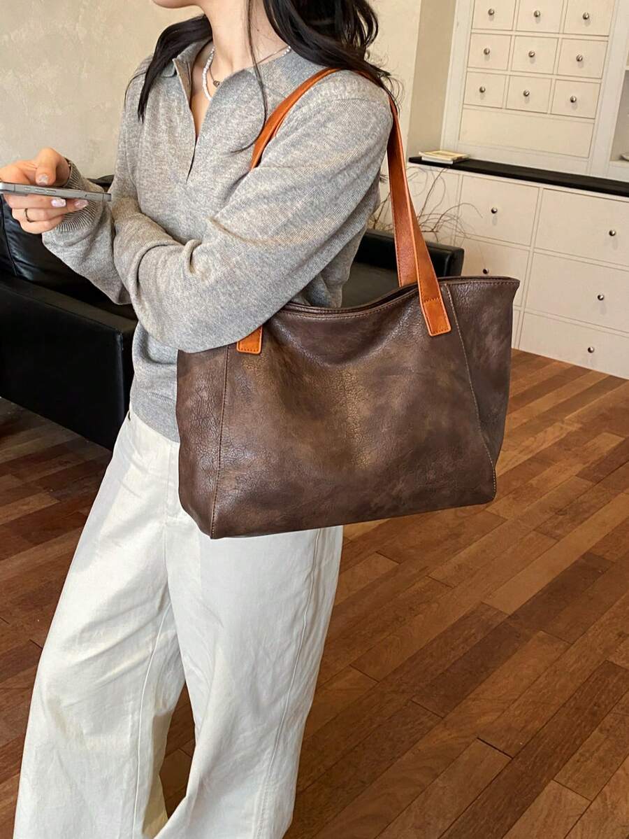 Vintage Women's 2026 New Shoulder Bag Large Capacity Tote Bag Commuter Handbag