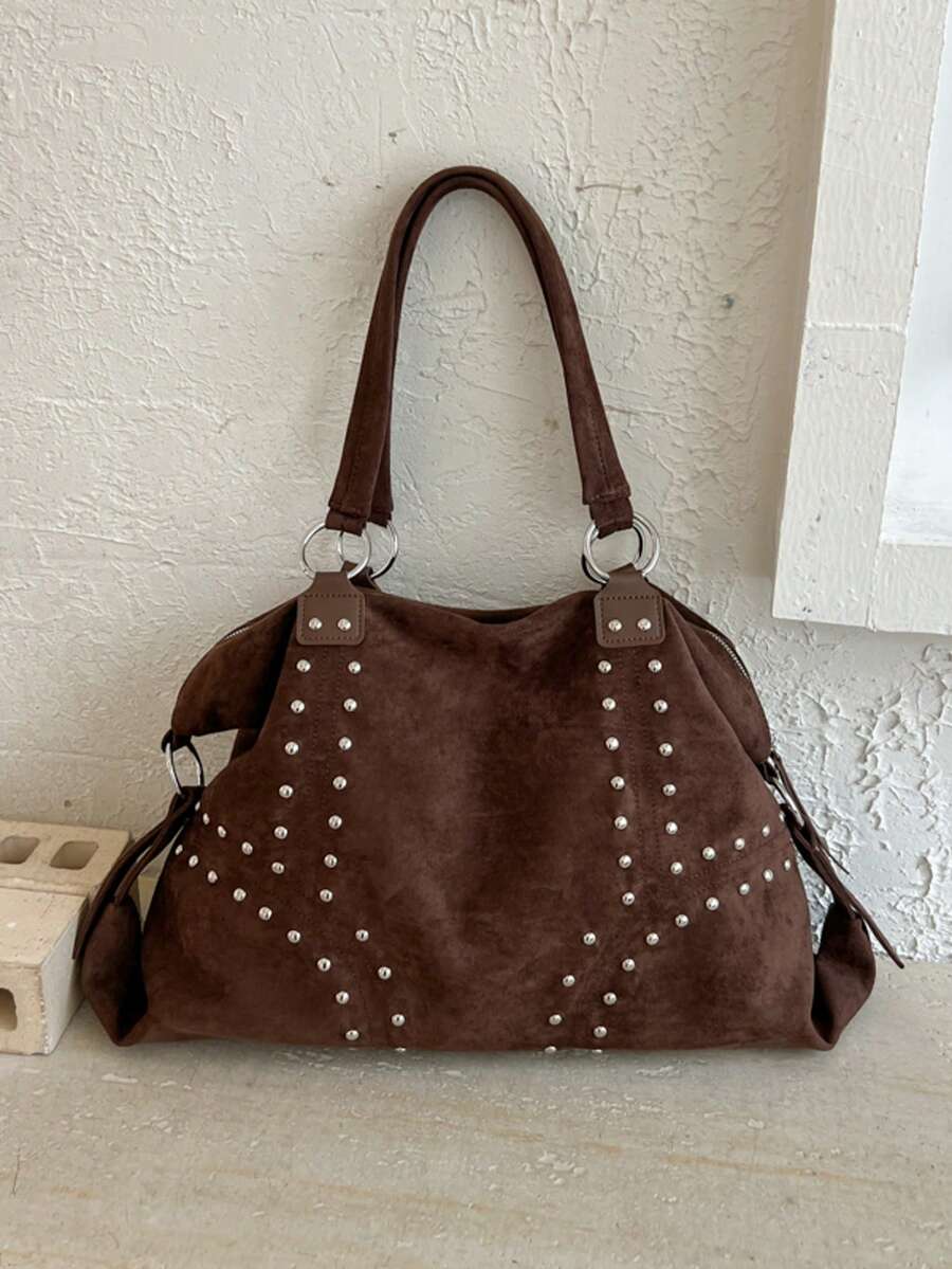 Autumn/Winter Retro Commuter Shoulder Bag For Women 2026 New Cool Rivet Tote Bag Large Capacity Travel Commuter Handbag