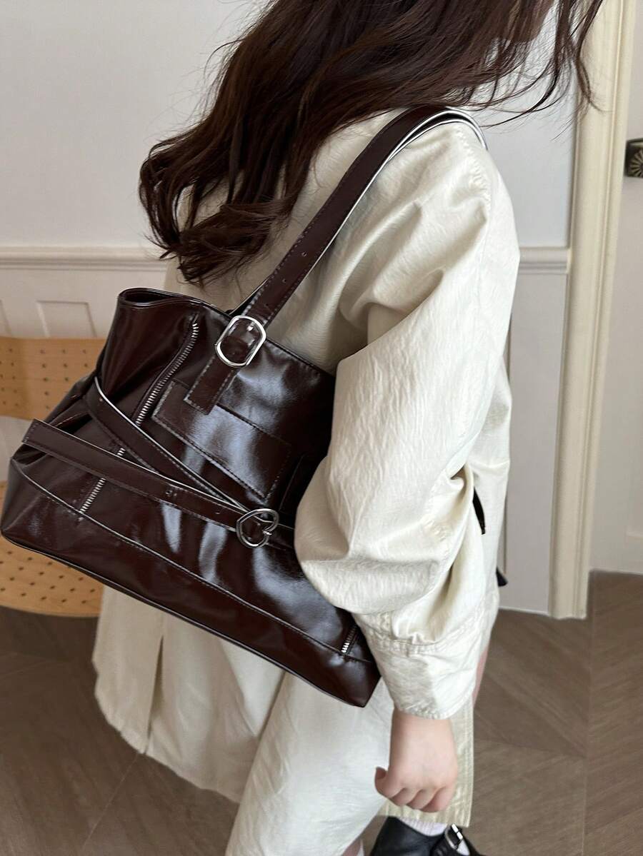 New Fashion Belt Decor Handbag & Shoulder Bag, Suitable For Party, Gathering, Outing, Vacation, Shopping And Daily Use, Can Store Coins, Phone, Also As Commuter Bag For White-Collar, College Students