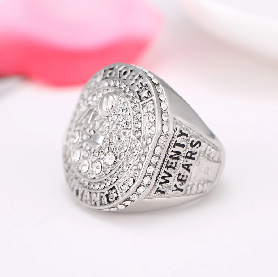 Lakers Kobe Championship Ring